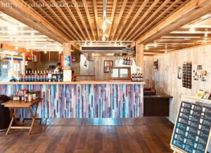 【宮古島の異国感あふれる】カフェ『あおぞらパーラー』非日常空間とインスタ映えスポットで作りたてスムージーを満喫